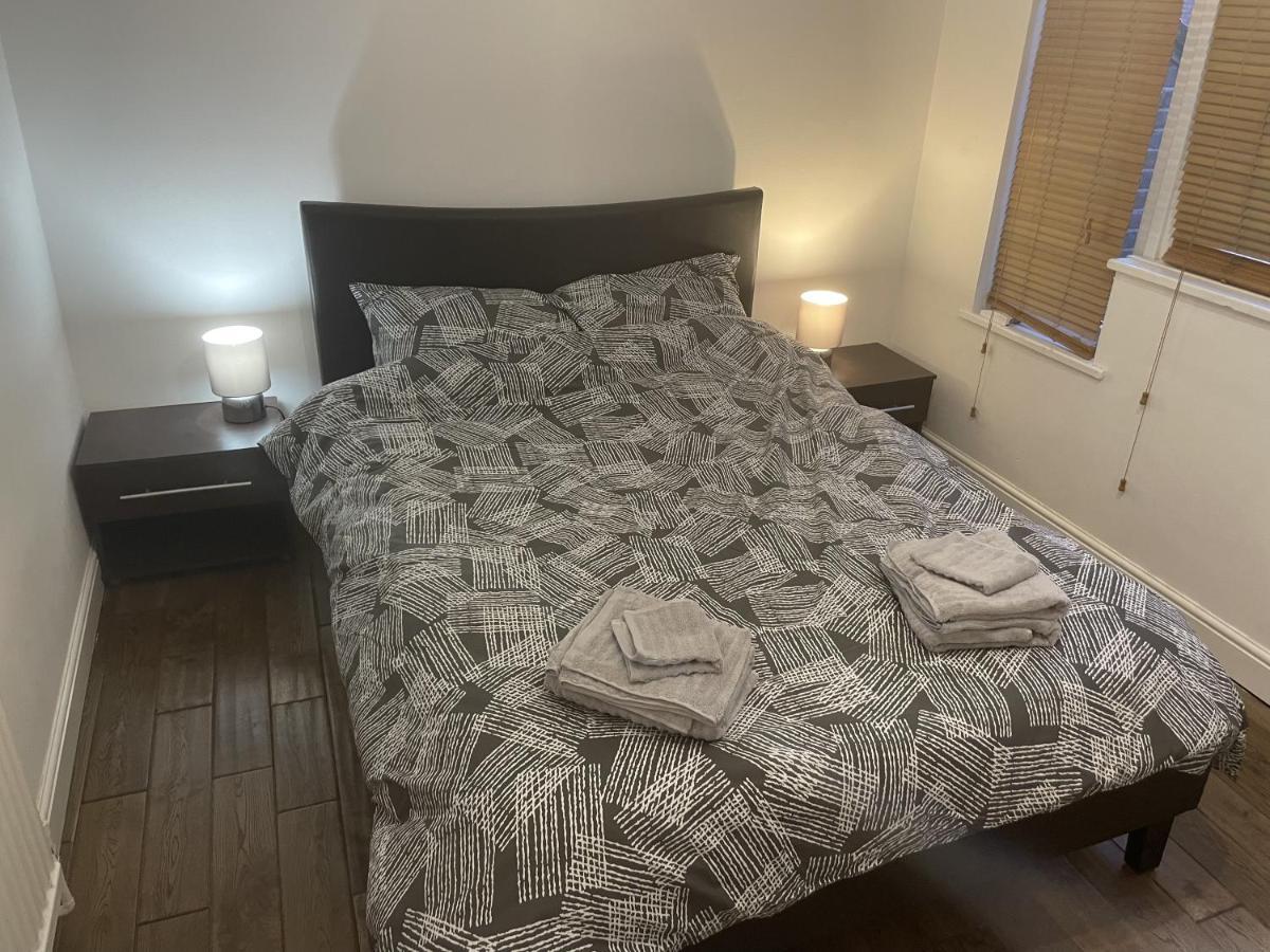 Beautiful Apartment Right Off Of Broadway Market Лондон Екстер'єр фото